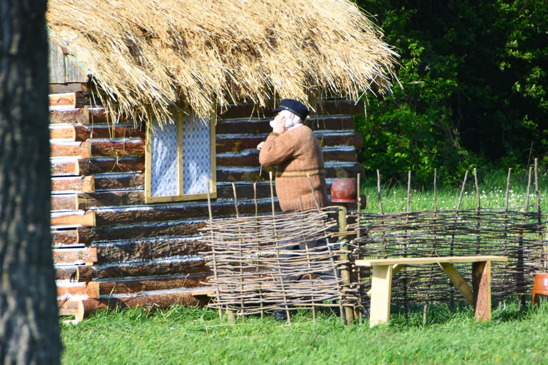 Rekonstrukcja Józefów Duży cz.1