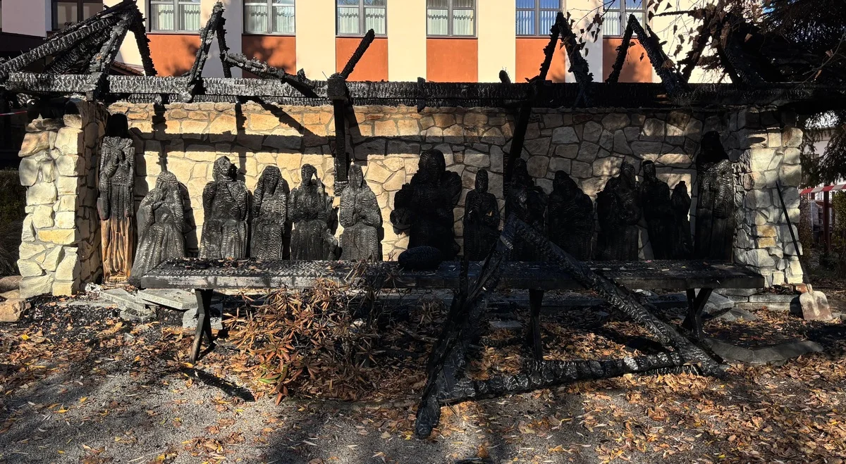 Lublin: Polali benzyną kapliczkę i podpalili. Straty na ponad 70 tys. zł