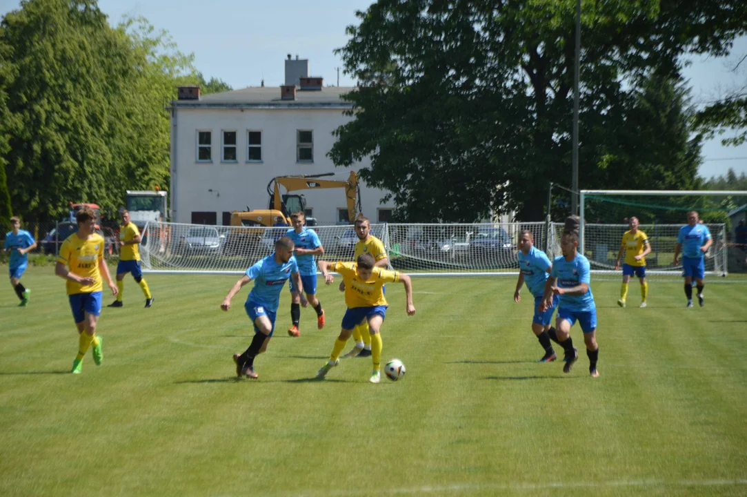 SKS Leokadiów - Amator Rososz-Leopoldów