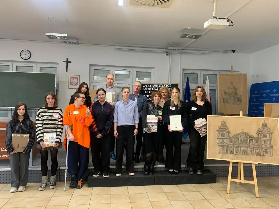 ZSZiO w Biłgoraju w III Wojewódzkim Turnieju Wiedzy o Sztuce Średniowiecza