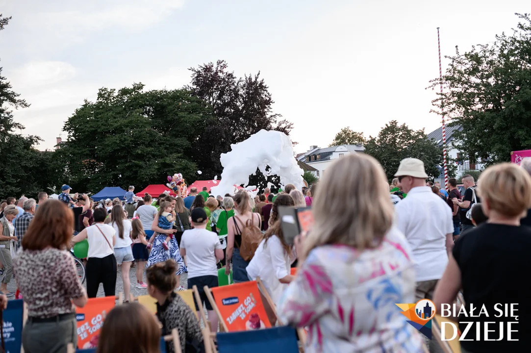 Piana Party na Placu Wolności w Białej Podlaskiej (Zdjęcia)