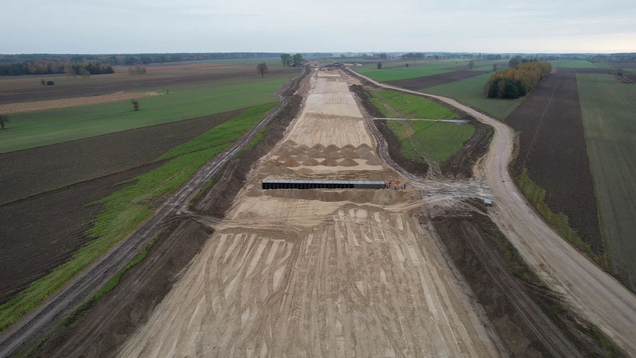 Trwają intensywne prace nad autostradą A2