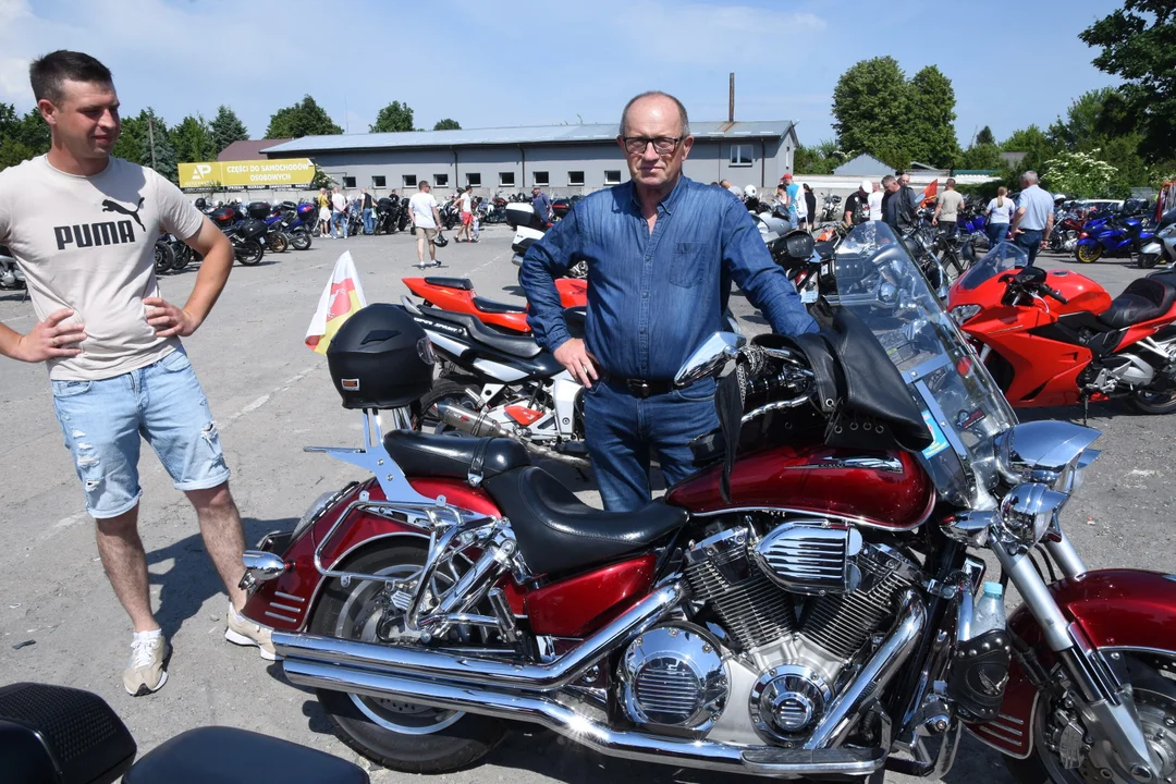 Motocykliści opanowali Łuków. Część I