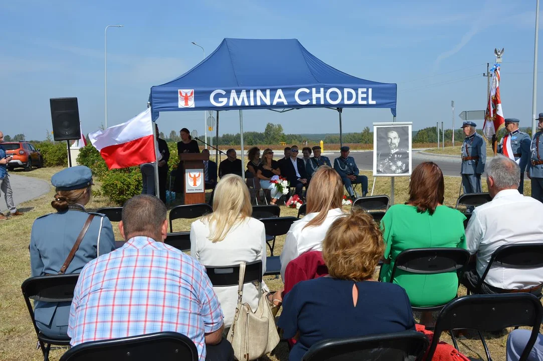 Uroczystość odsłonięcia ronda im. generała Tadeusza Rozwadowskiego w Chodlu