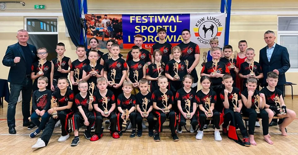 Festiwal Sportu i Zdrowia - XVII Turniej Pierwszego Kroku Kickboxing (zdjęcia) - Zdjęcie główne