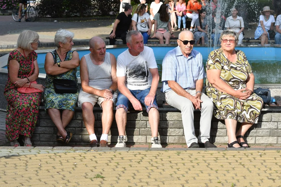 Kolejna potańcówka przy łukowskiej fontannie [ZDJĘCIA] - Zdjęcie główne