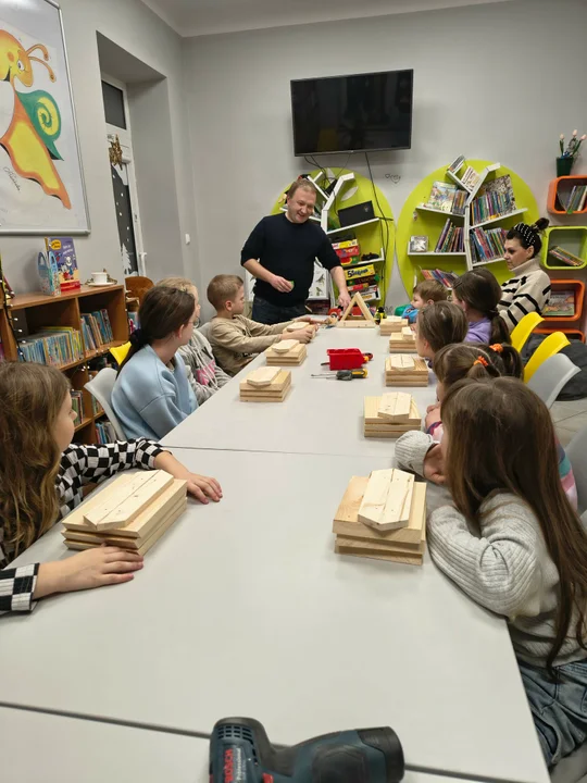 Karmniki w Gręzówce