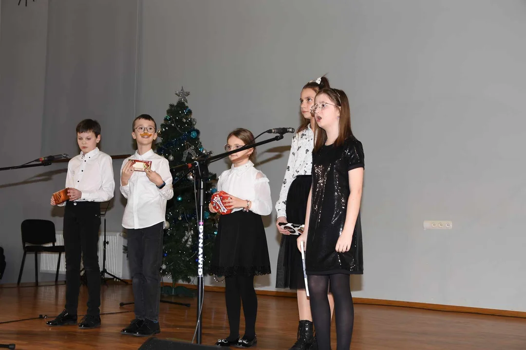 NOWOROCZNY KONCERT UCZNIÓW PAŃSTWOWEJ SZKOŁY MUZYCZNEJ W ŁUKOWIE