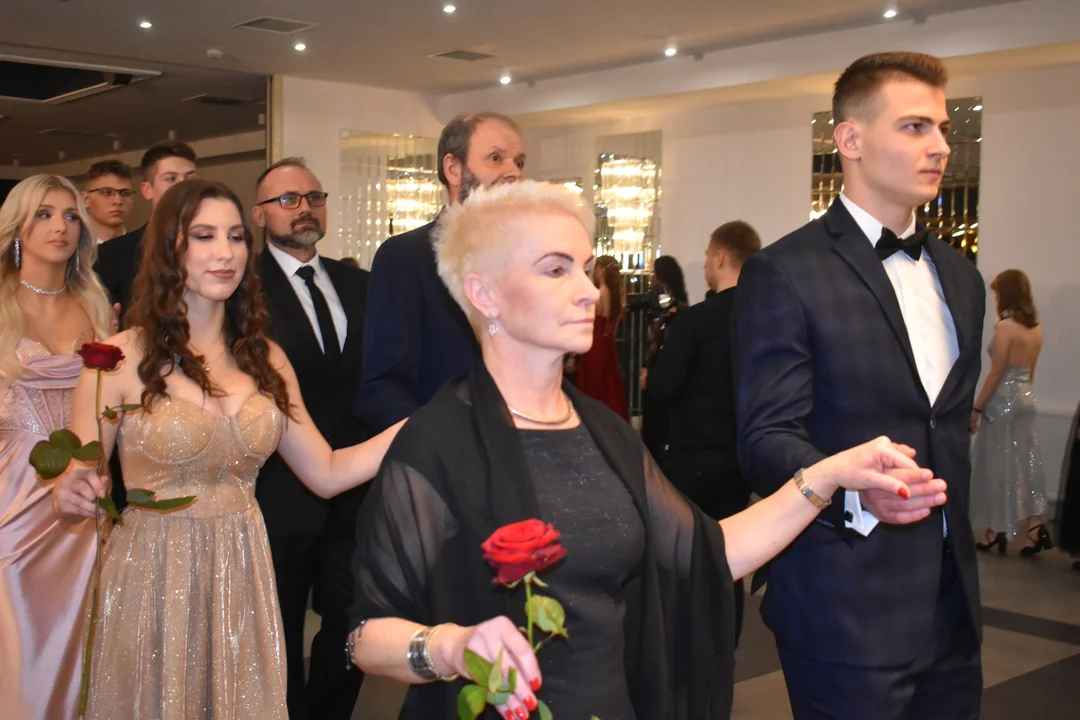 Polonez maturzystów ZST w Puławach