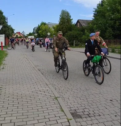 Rajd rowerowy w Firleju. Uczcili 27 Wołyńską Dywizję Piechoty AK  (zdjęcia) - Zdjęcie główne