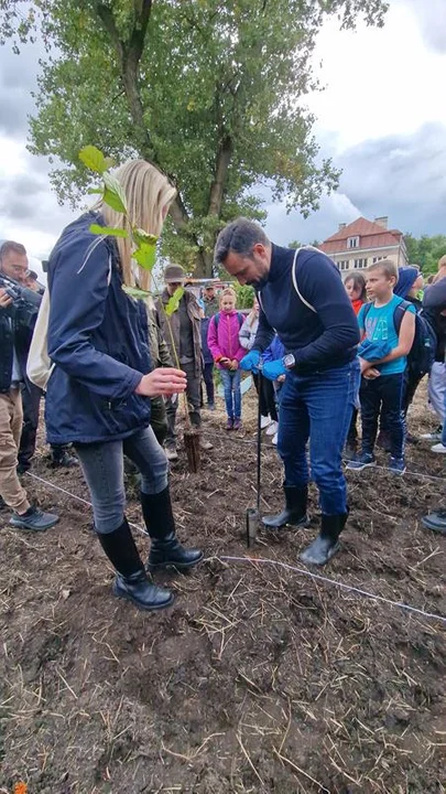 Sprzątanie w ramach akcji "Czysta Polska"