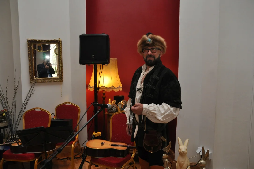 Podwieczorek Czwartkowy w Pałacu Potockich - pt.  "Koń to kultura"