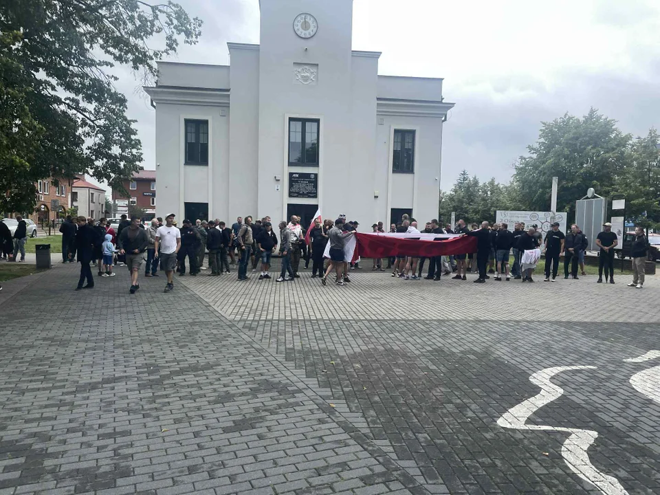 Park Solidarnosći Biłgoraj pikieta