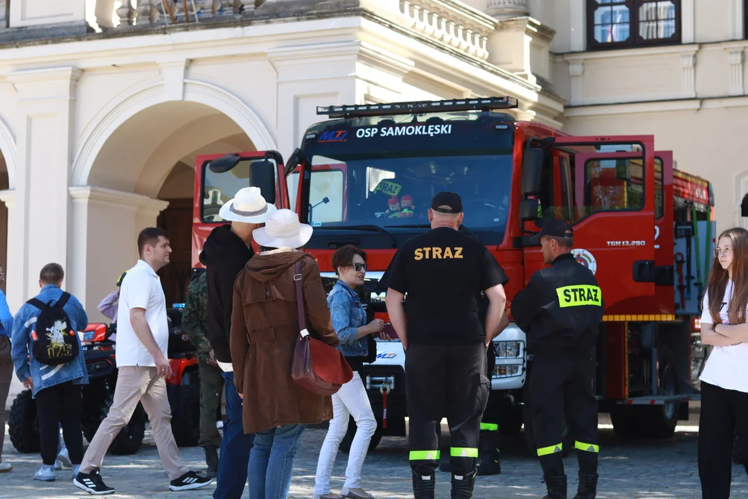 Mundurowa Majówka w Kozłówce