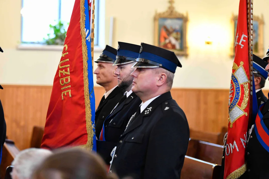 Zarzec Łukowski Msza Św. w intencji zmarłych strażaków z gminy Łuków