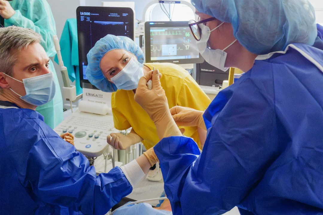 Laser zamiast skalpela i zabieg w 40 minut. Lubelski szpital pionierem leczenia nowotworów tarczycy