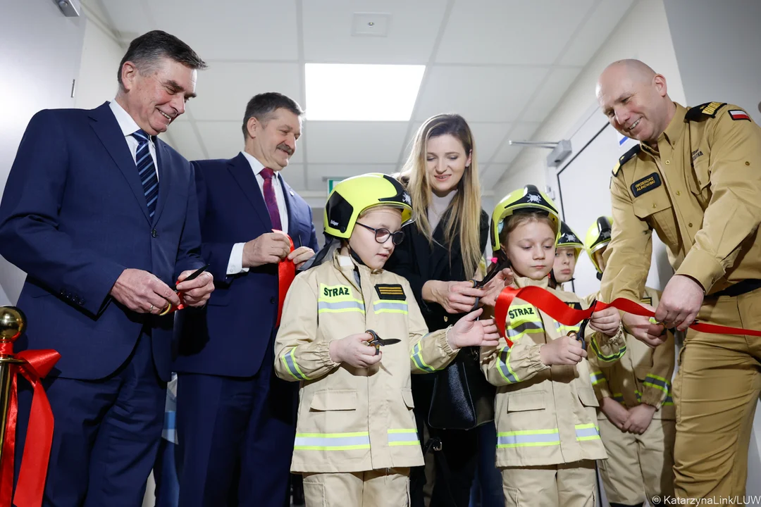 Lublin: Strażacy otworzyli Interaktywne Centrum Edukacji Przeciwpożarowej - Zdjęcie główne