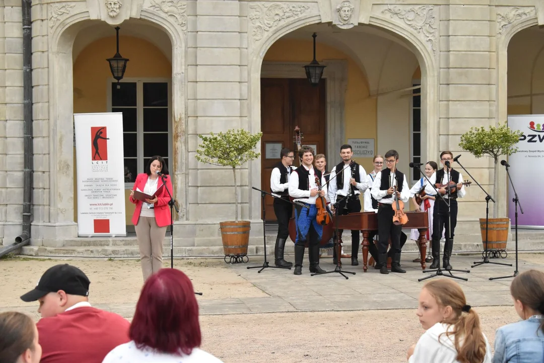 Za nami 3 dzień Międzynarodowego Festiwalu Folklorystycznego. Zobacz fotorelację prosto ze Skweru Niepodległości