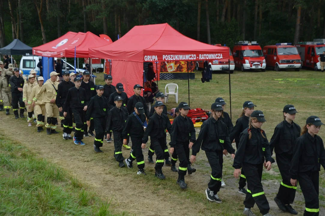 I Piknik Młodzieżowych Drużyn Pożarniczych w Janowicach