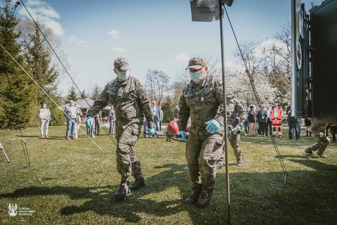 Polowa placówka medyczna i symulacja przyjęcia rannych. Wyjątkowa prezentach lubelskich terytorialsów