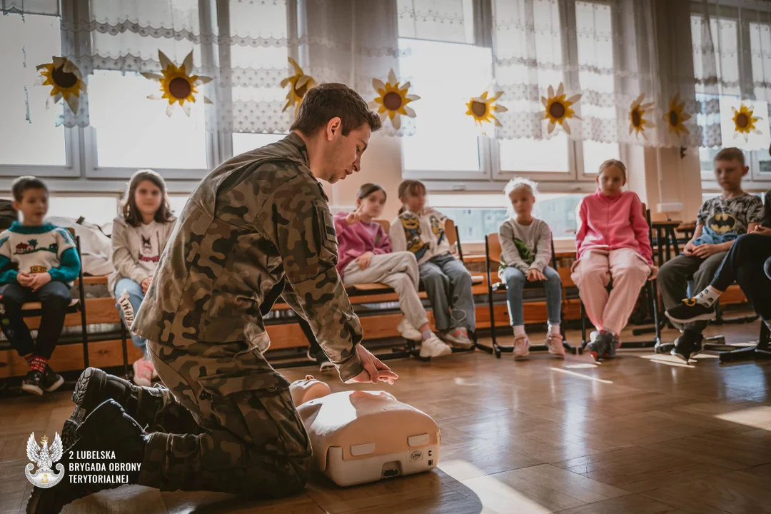 Lubelscy terytorialsi w specjalnym projekcie dla szkół. "Edukacja z wojskiem"