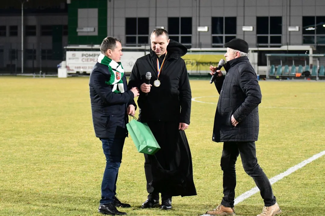 To się dzieje naprawdę! Nowym zawodnikiem Podlasia zostanie...ksiądz! - Zdjęcie główne