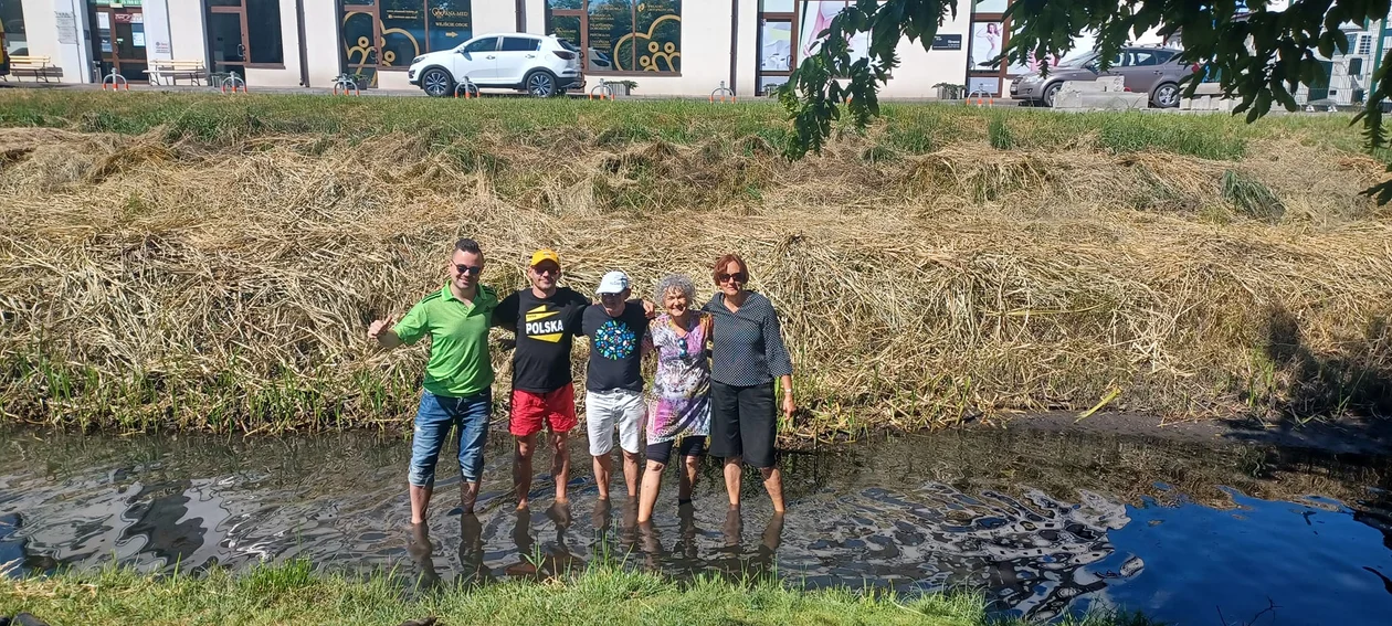 BIG JUMP w powiecie łukowskim. Aktywiści i ekolodzy ratują rzeki