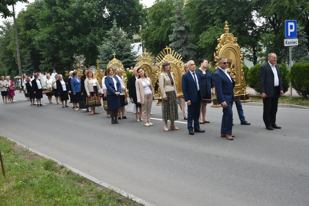 Boże Ciało w parafiach pw. św. Mikołaja oraz pw. św. Józefa