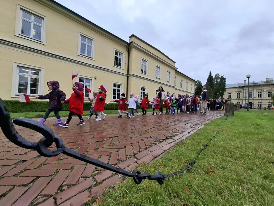 Polonez dla króla w Puławach