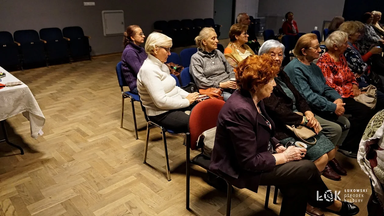 Wykład i warsztaty ŁUTW „Oznaczanie drzew i krzewów nagonasiennych”