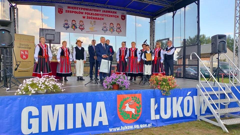 Międzypowiatowy Jarmark Zespołów Folklorystycznych "Złoty Kur Ziemi Łukowskiej"