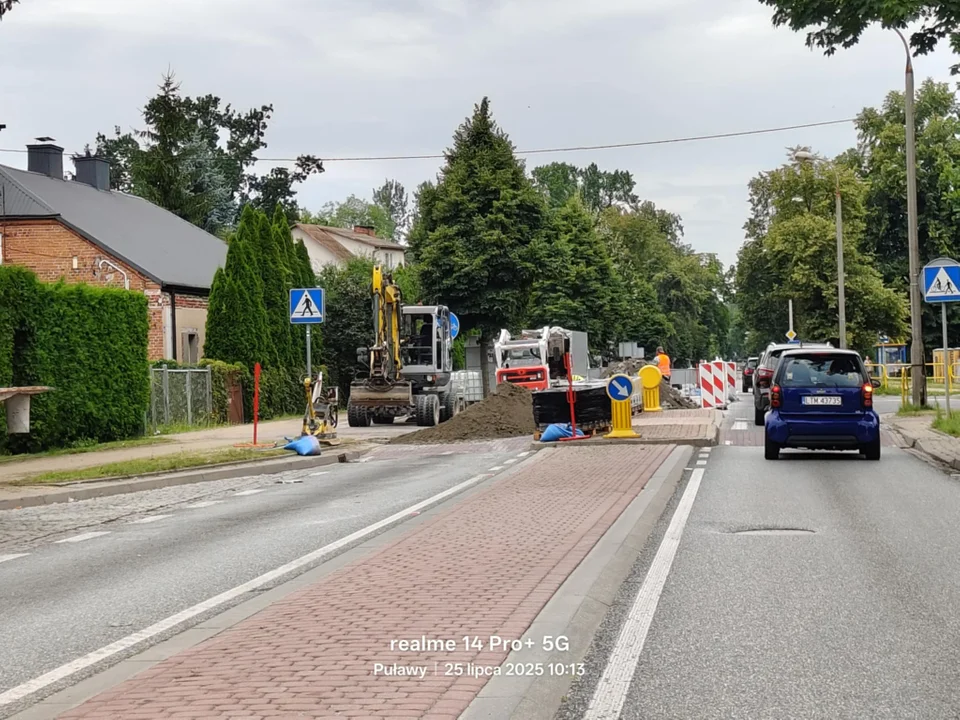 Utrudnienia na ul. Włostowickiej w Puławach