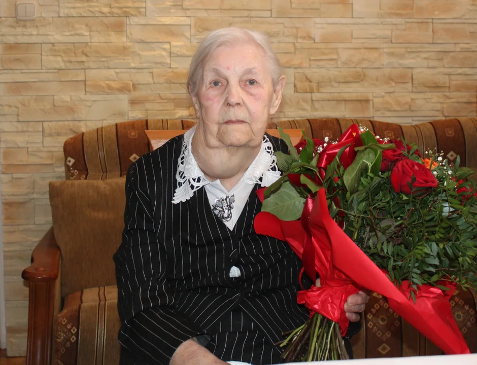 „Żyć tak, jakby cudem było wszystko”. Pani Genowefa Michalczyk świętowała 100. urodziny - Zdjęcie główne