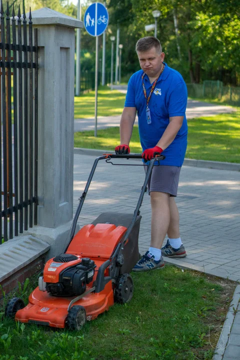 Wiceburmistrz Łukowa zbierał śmieci