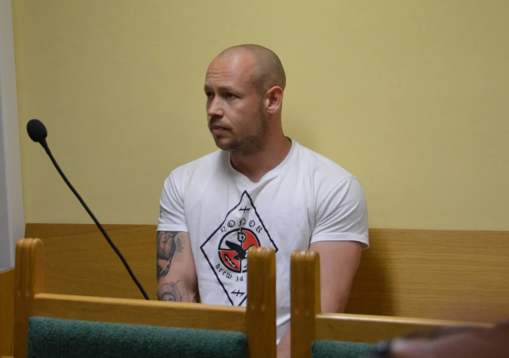 Polski żołnierz uniewinniony za strzelanie na granicy. "Po to został wysłany na granicę, żeby chronić jej nienaruszalności" [ZDJĘCIA] - Zdjęcie główne