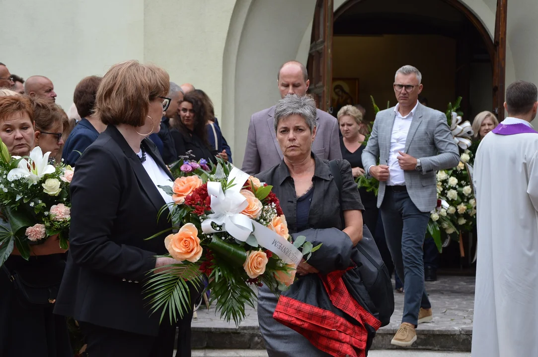 Uroczystości pogrzebowe Gabrieloa Maja, prezesa Powiatowego Centrum Zdrowia w Opolu Lubelskim