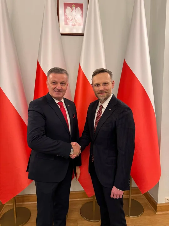 Starosta Iwona Kurowska i poseł Grzegorz Woźniak uczestniczyli w spotkaniu z prezydentem Karolem Nawrockim