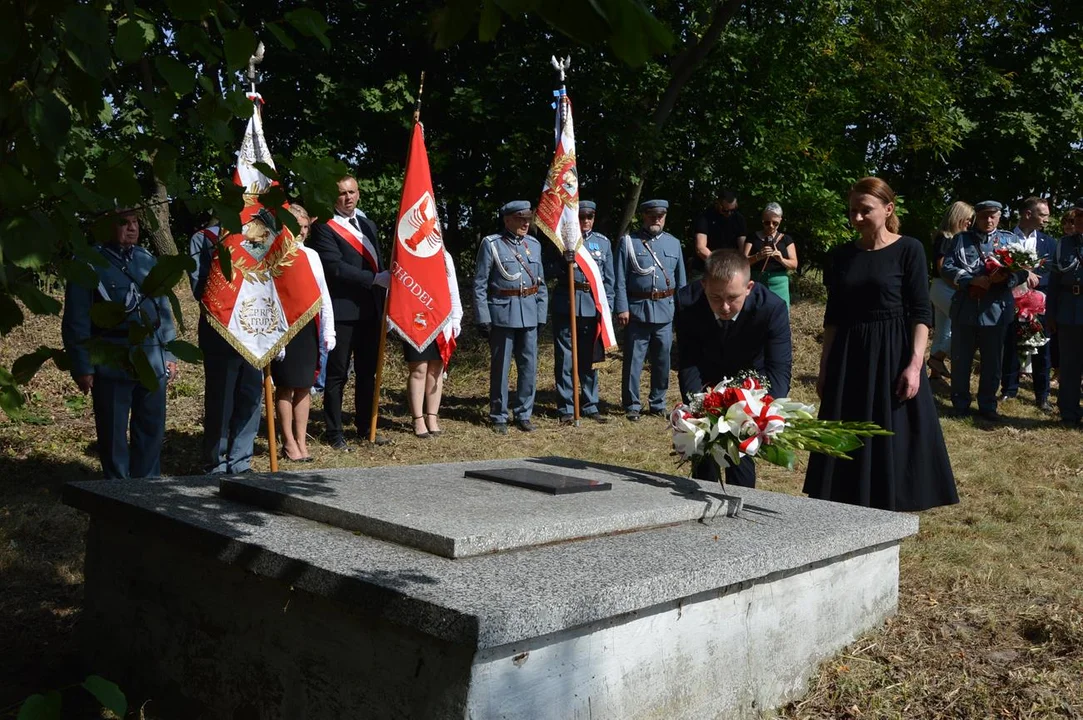 Uroczystość odsłonięcia ronda im. generała Tadeusza Rozwadowskiego w Chodlu