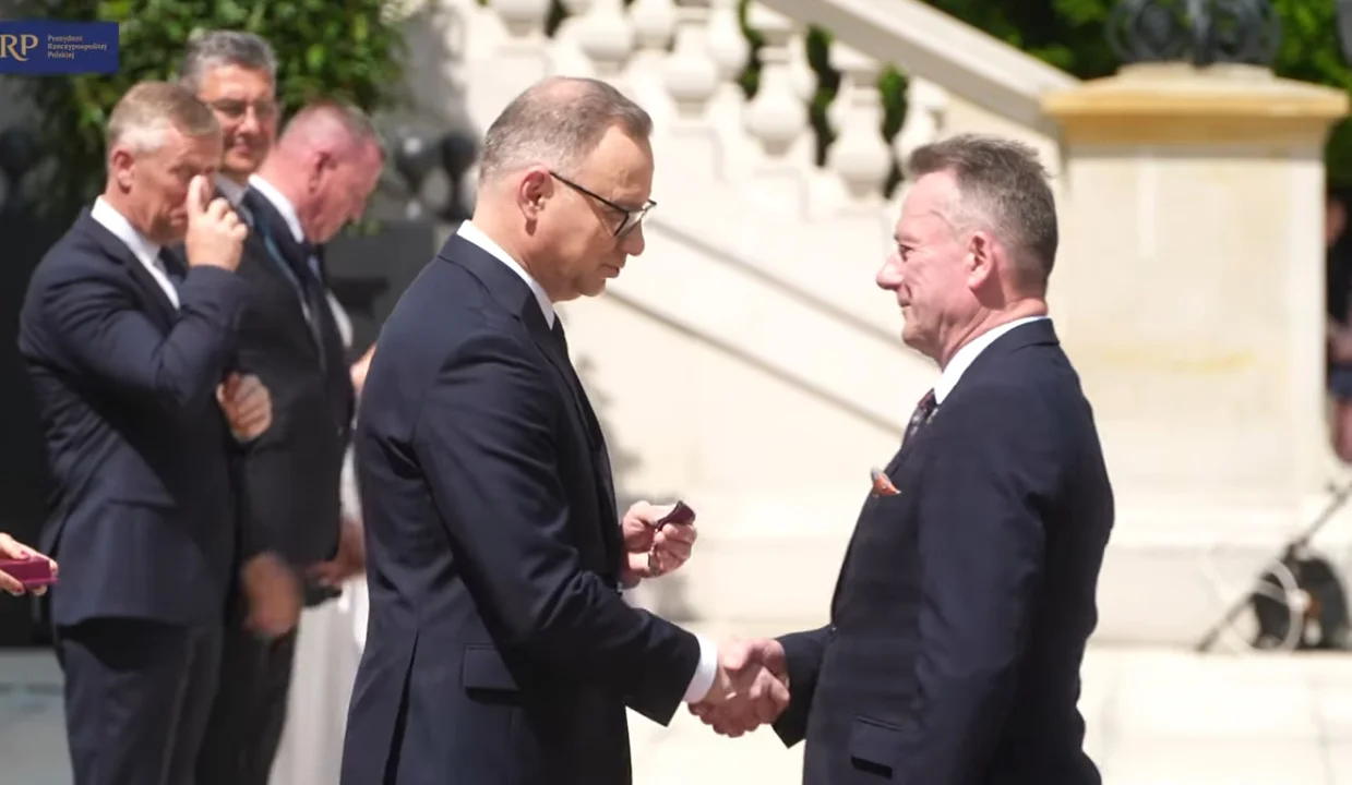Waldemar Sabak odznaczony Srebrnym Krzyżem Zasługi! Co usłyszał od prezydenta Dudy?