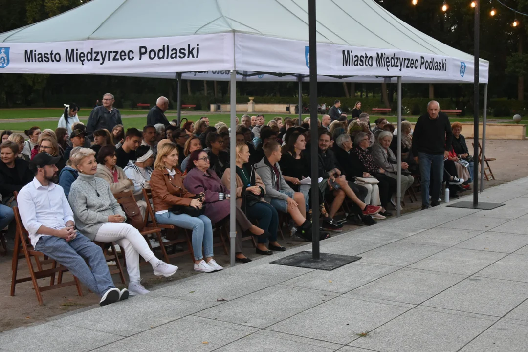 Narodowe Czytanie w nietypowej formule, czyli „Dziady międzyrzeckie”
