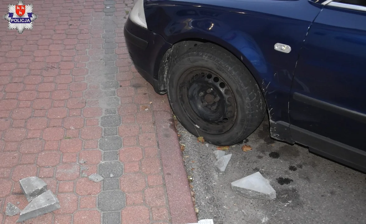 Łuków: Wybił sklepowe szyby, uszkodził auto. Nie potrafił logicznie się wytłumaczyć