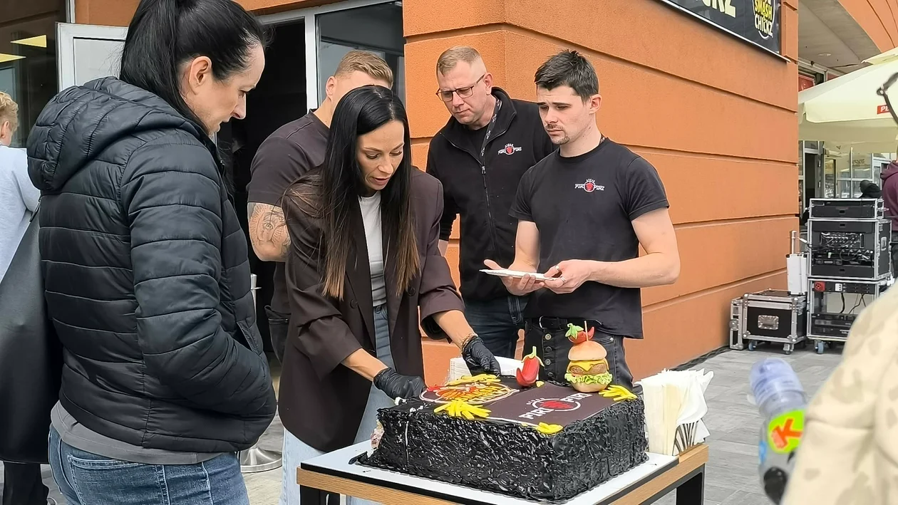 Nowy kebab w Lublinie otwarty. Sieć zaprosiła Zenka Martyniuka, fani czekają na występ króla disco-polo