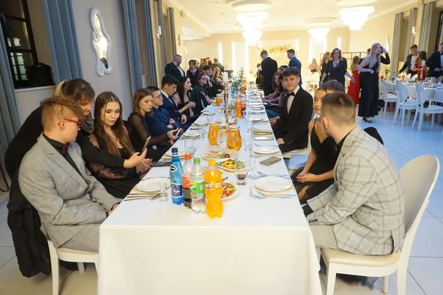 Studniówka uczniów LO im. A. Mickiewicza w Opolu Lubelskim