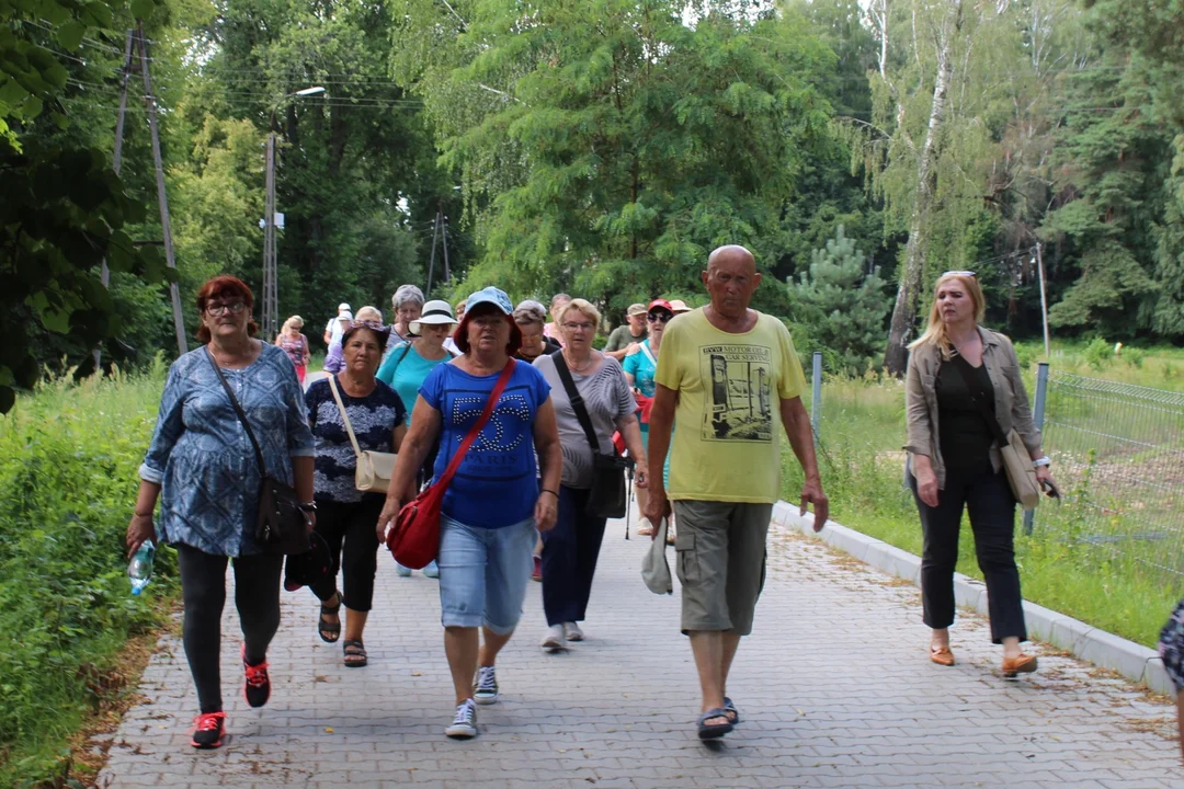 Odkrywając źródła rzeki Świder. Międzypokoleniowy spacer w Stoczku Łukowskim