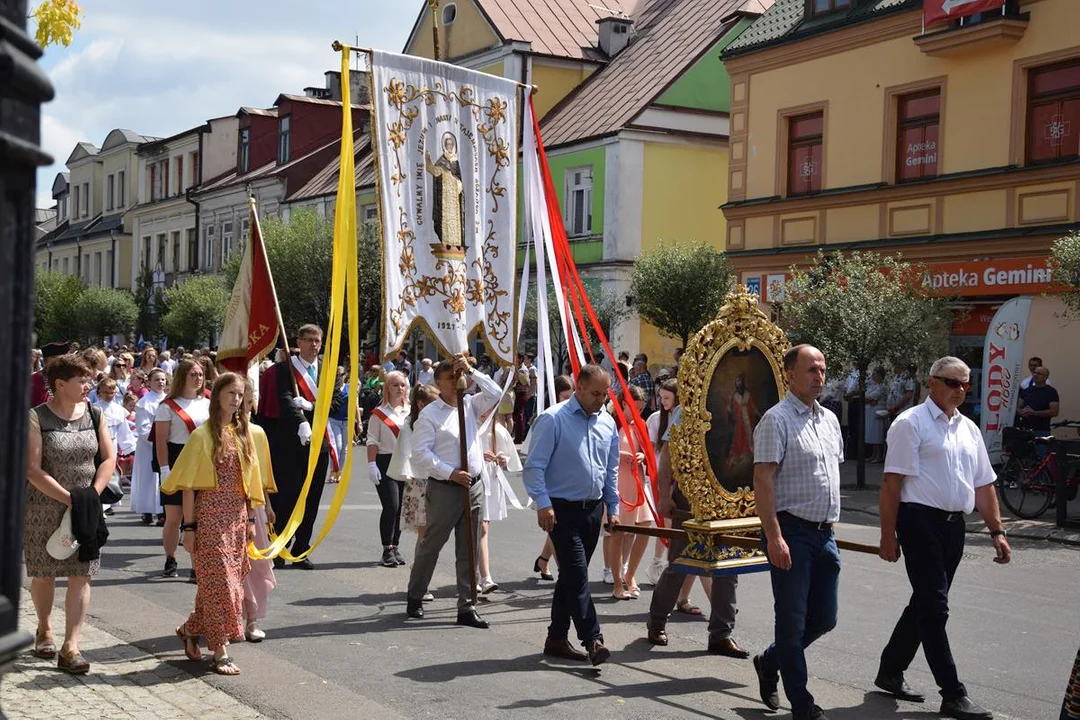 Biała Podlaska: Procesja Bożego Ciała na placu Wolności