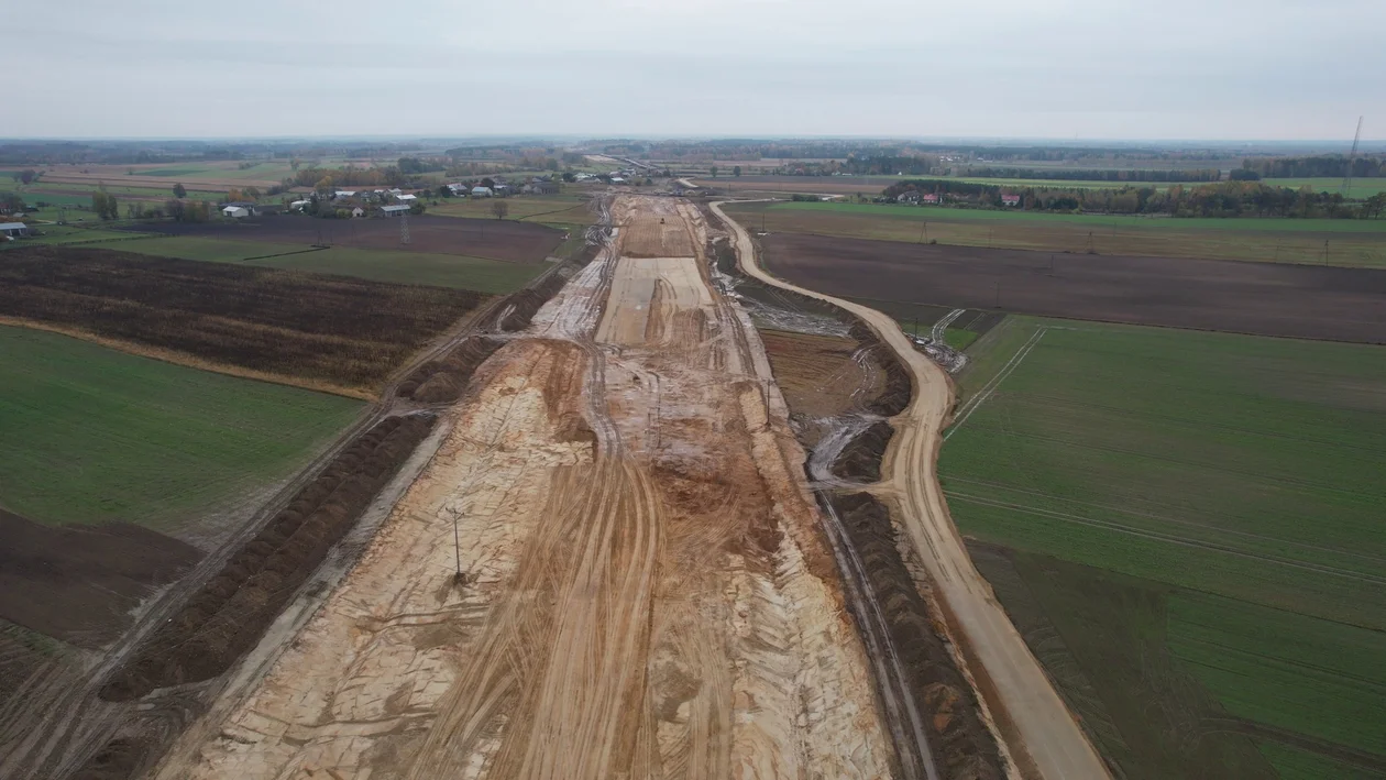 Trwają intensywne prace nad autostradą A2