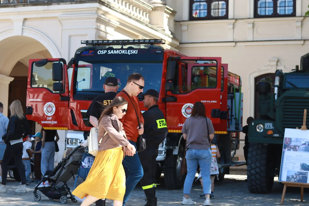 Mundurowa Majówka w Kozłówce