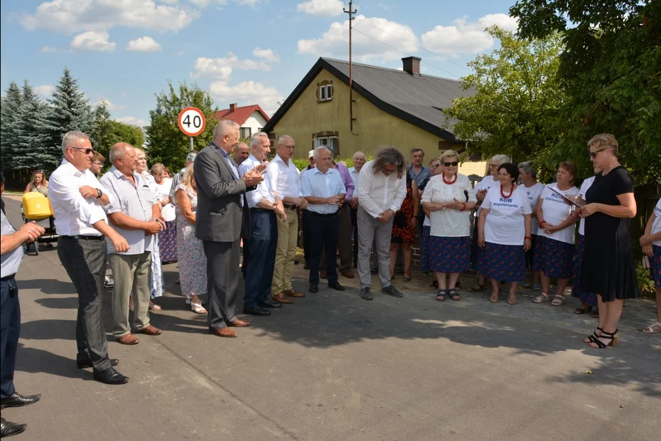 Blisko 6 km równiutkiej drogi w gminie Michów