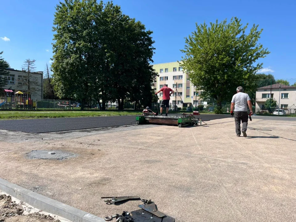 Budowa boiska w Zamościu