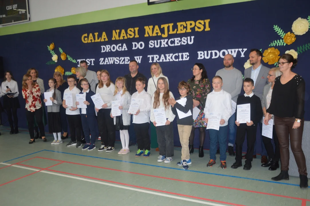 Gala "Nasi Najlepsi" w SP nr 6 im. Polskich Lotników w Puławach